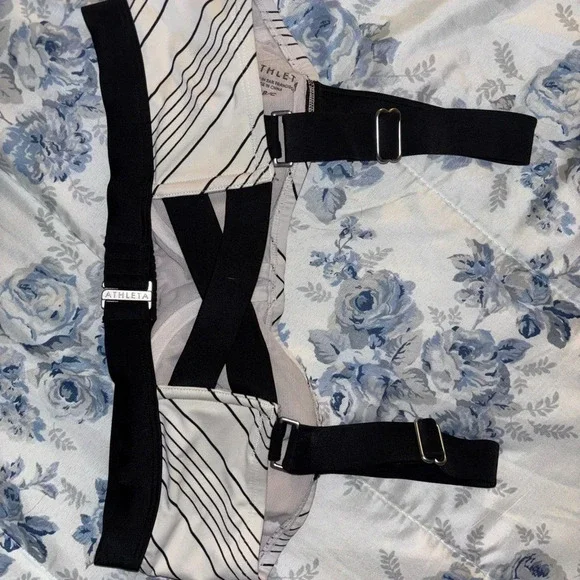 Black & white bikini top - Picture 3 of 4